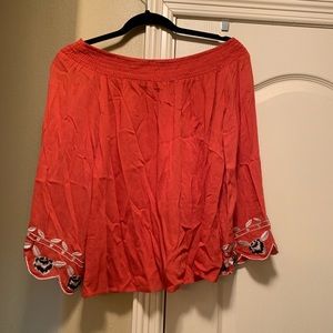 NWOT off shoulder blouse